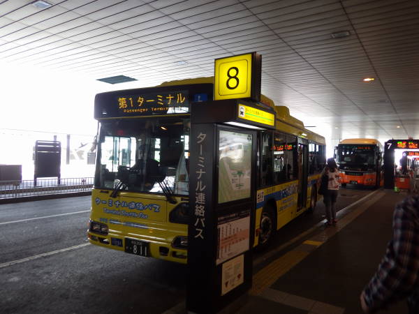 011 rennraku bus.JPG